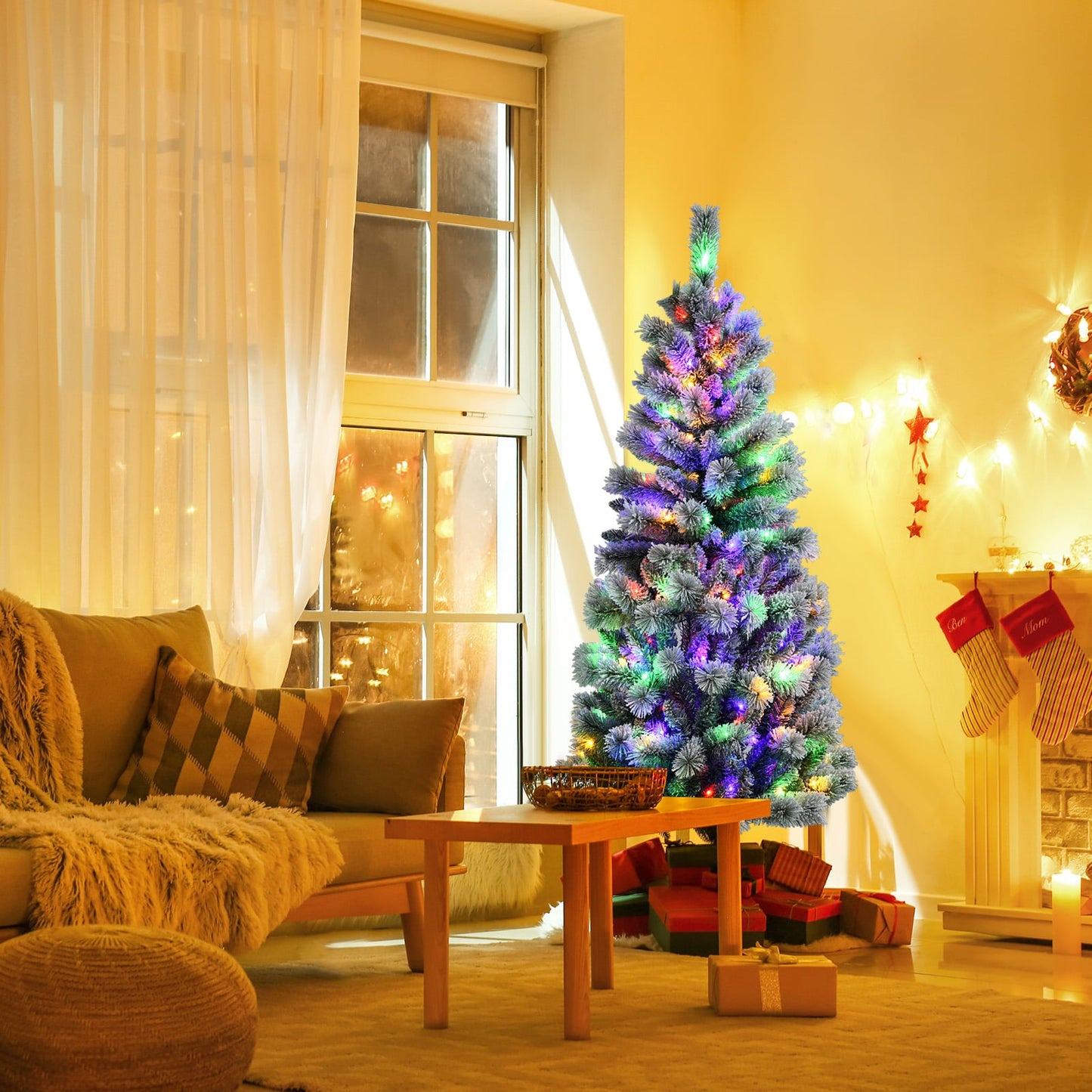 Illuminated Artificial Christmas tree with 140/200 LED lights-6FT