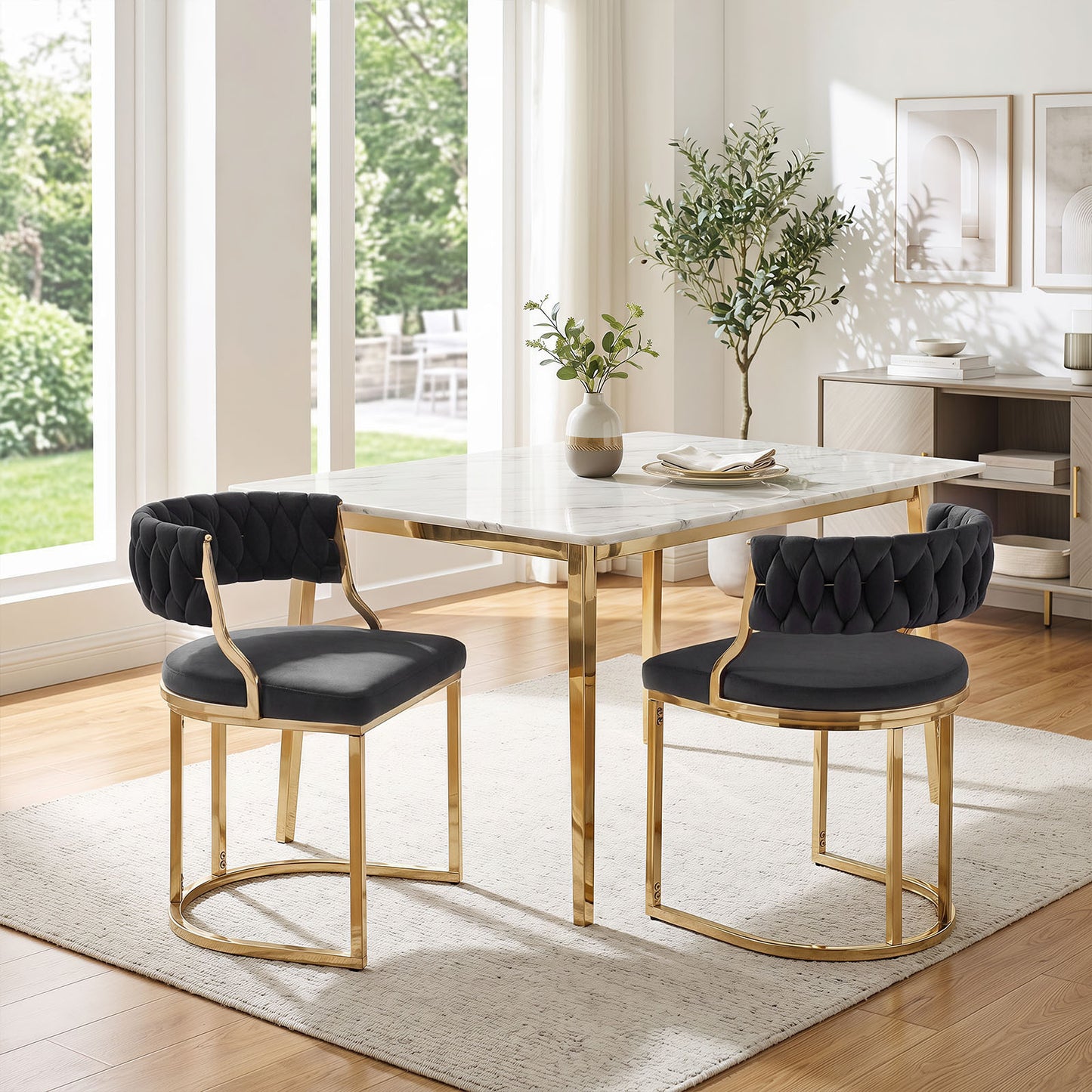 2 Pieces Velvet Dining Chairs with Curved Back and Metal Base-Black