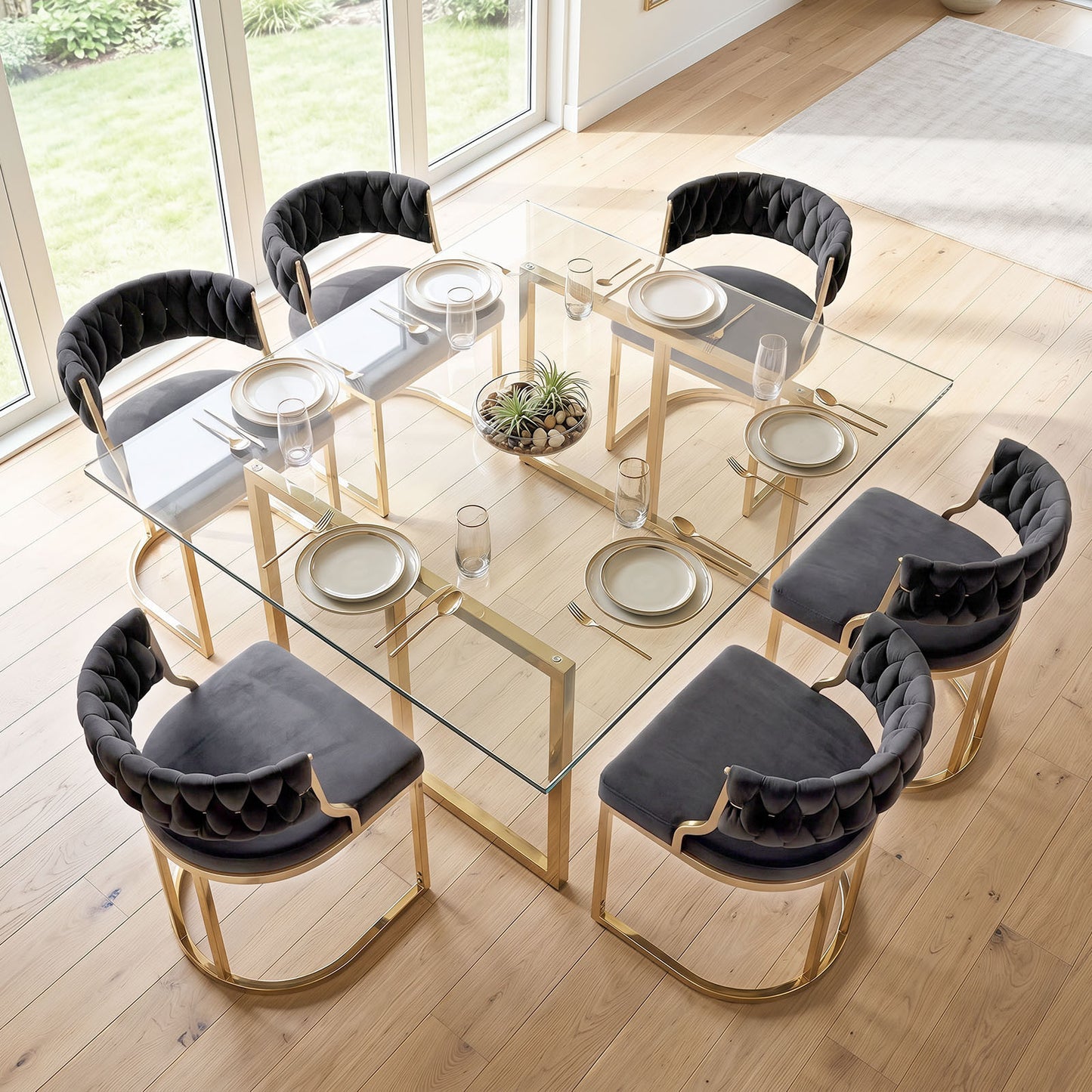 2 Pieces Velvet Dining Chairs with Curved Back and Metal Base-Black