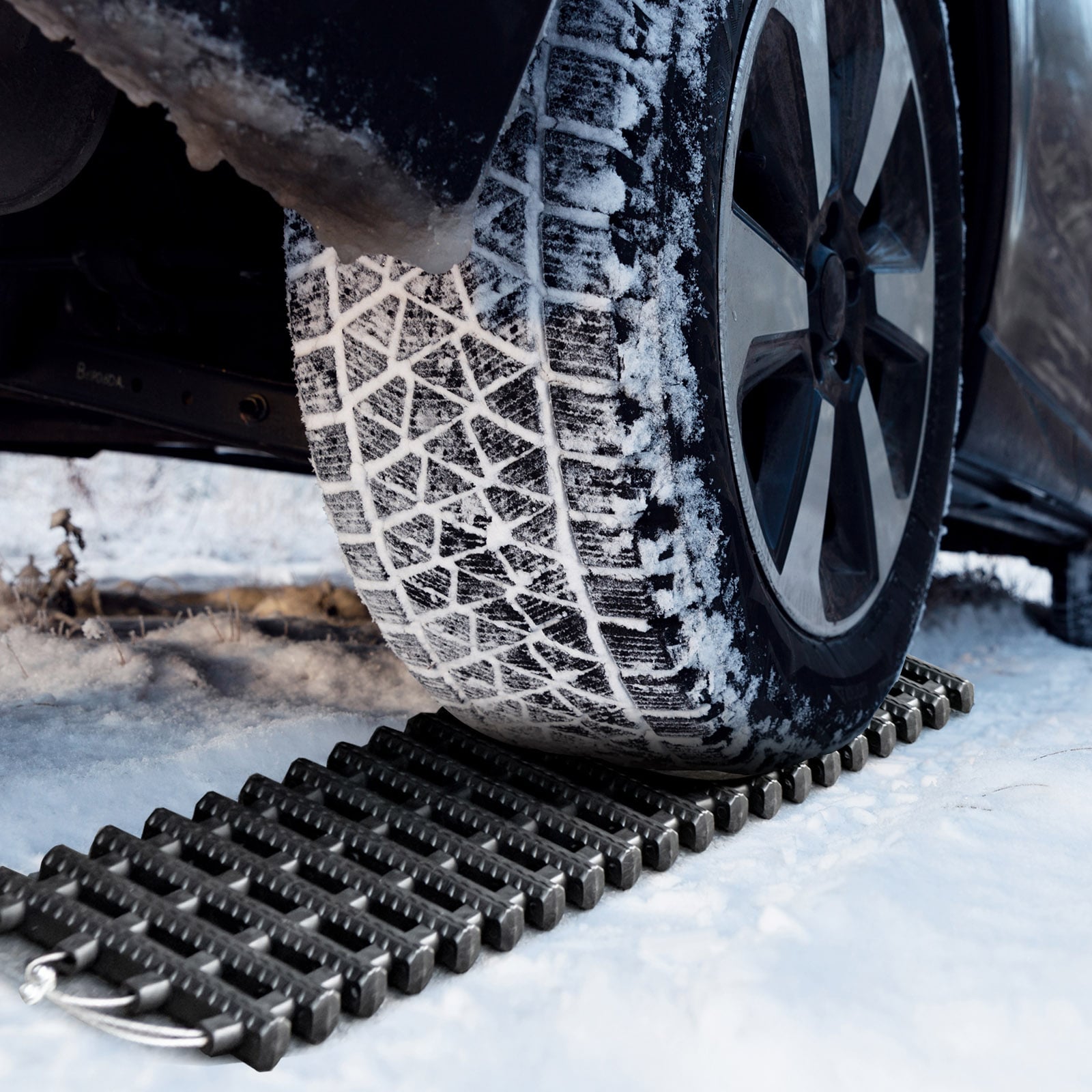 2 Pack Tire Traction Mats Portable TPR Recovery Track Pad with Bag-M