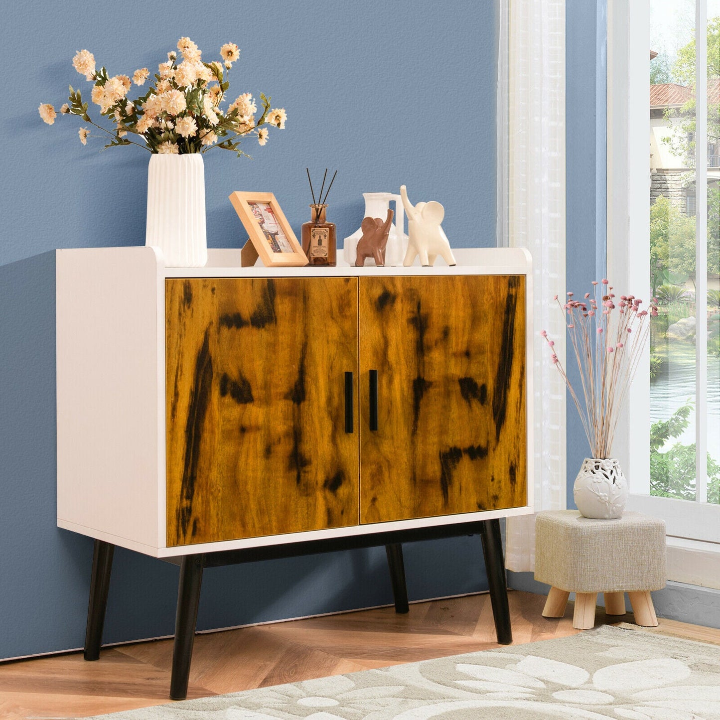 Wooden Sideboard with 2 Doors