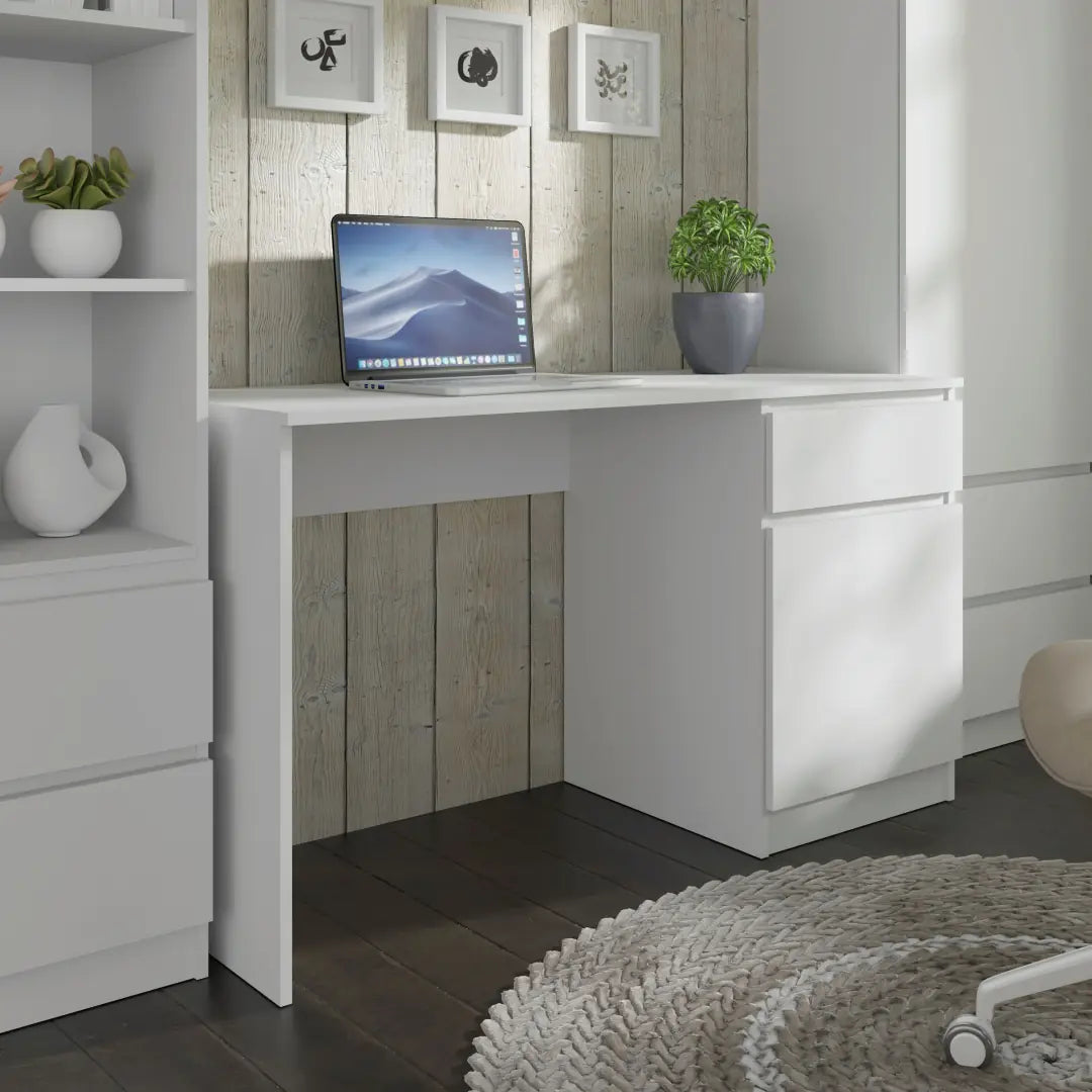 Maja Desk 130cm