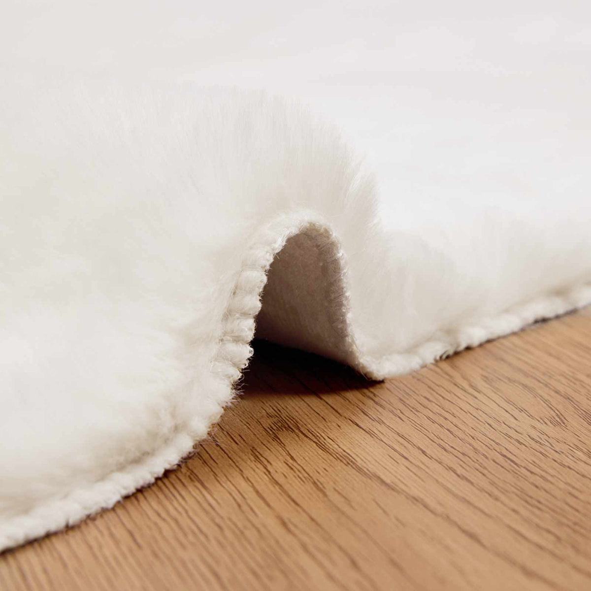 Anti-Slip Faux Rabbit Fur Rug OLITE Polyester Cream 160 x 230 cm