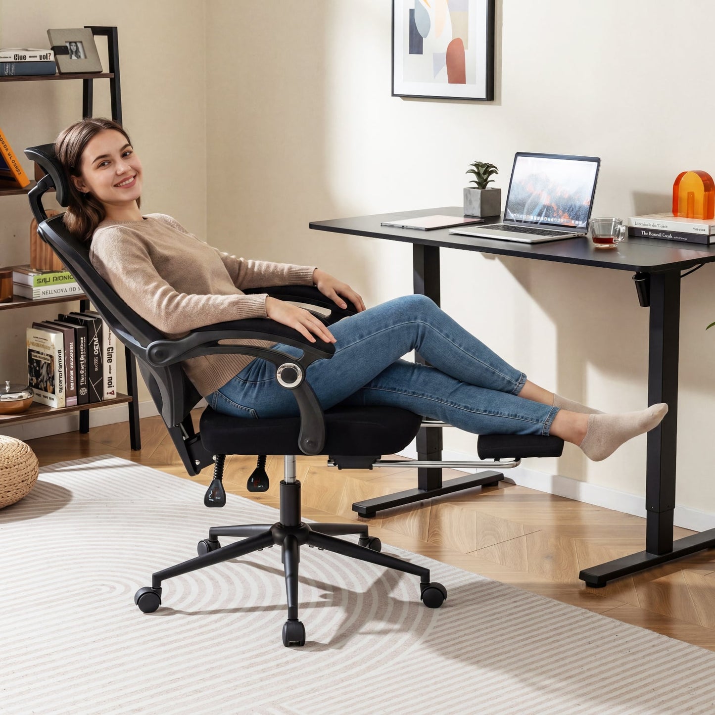 Ergonomic Mesh Office Chair with 2D Headrest and Retractable Footrest-Black