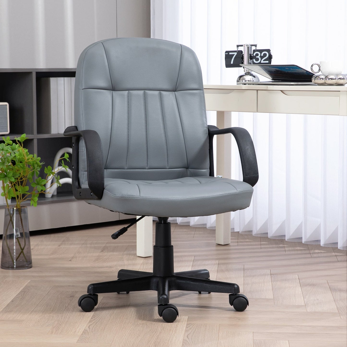 HOMCOM Office Chair, PU Leather Computer Desk Chair with Adjustable Height, Swivel Wheels for Home Office Work Study, Grey