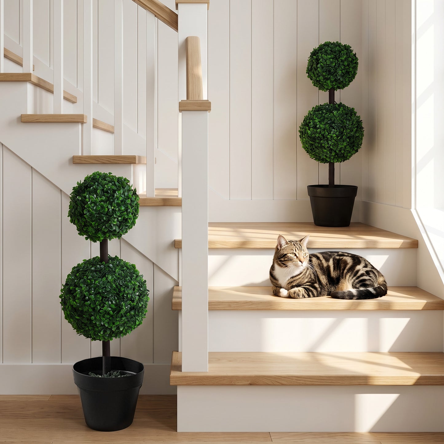 Outsunny Set of 2 Artificial Boxwood Ball Topiary Trees Potted Decorative Plant Indoor Décor (67cm)