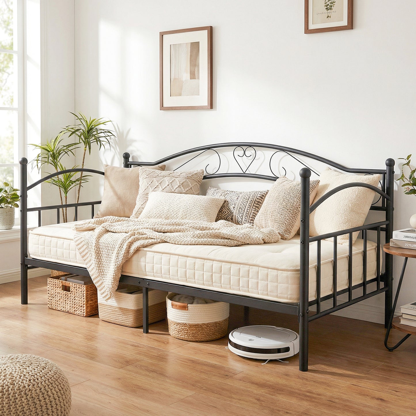 Metal Daybed Frame Sofa Bed with Classic Headboard Platform Bed Foundation-Black
