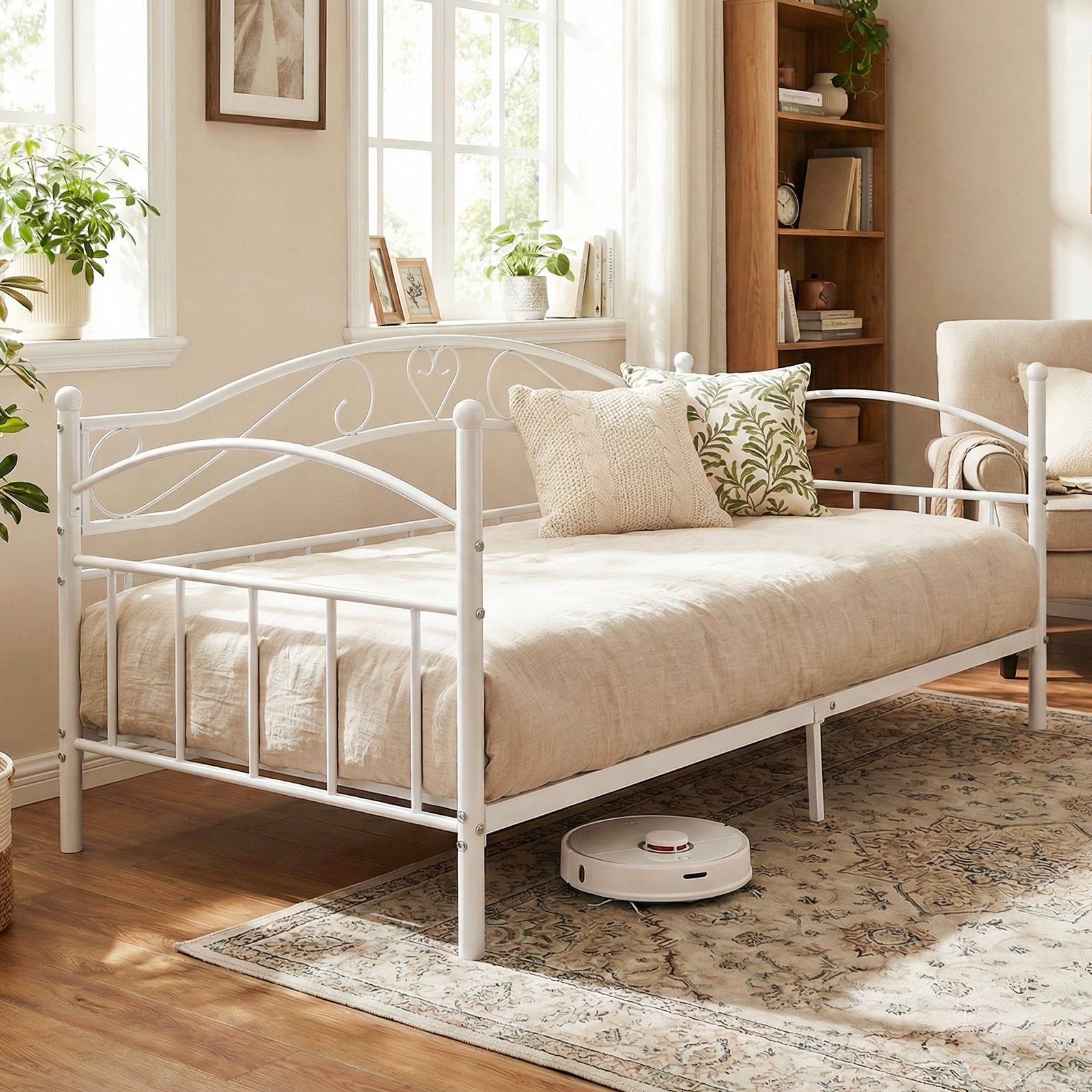 Metal Daybed Frame Sofa Bed with Classic Headboard Platform Bed Foundation-White