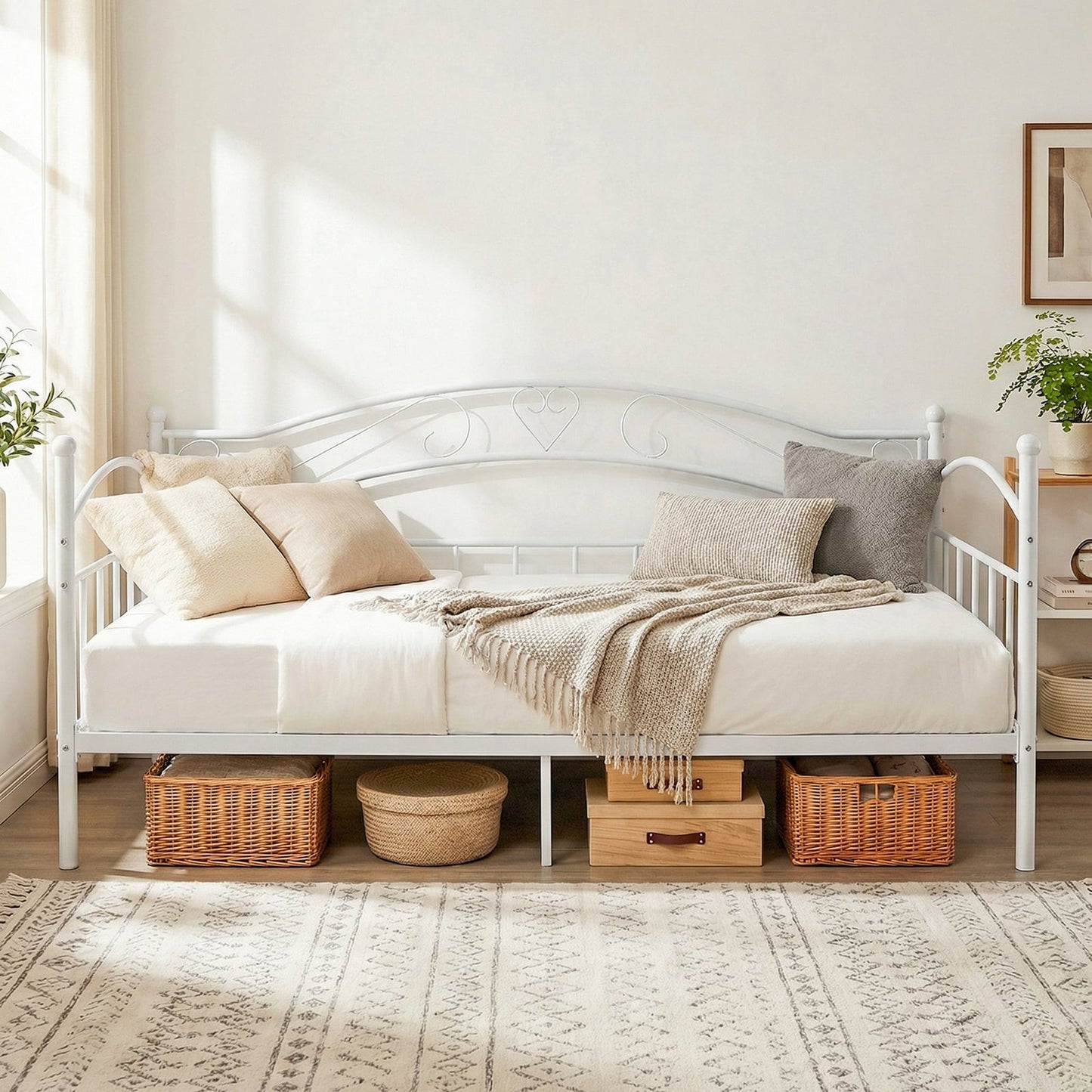 Metal Daybed Frame Sofa Bed with Classic Headboard Platform Bed Foundation-White
