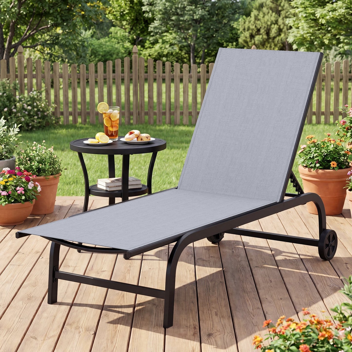 1 Piece Outdoor Chaise Lounge Chair with Wheels for Balcony Deck-Grey