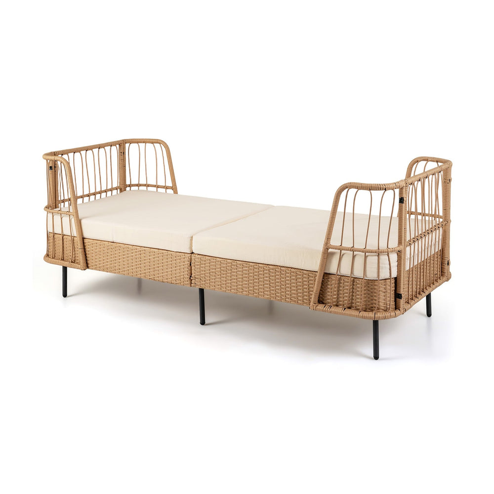 Outdoor PE Wicker Daybed with Soft Padded Sponge and Zippered Cushions-Beige