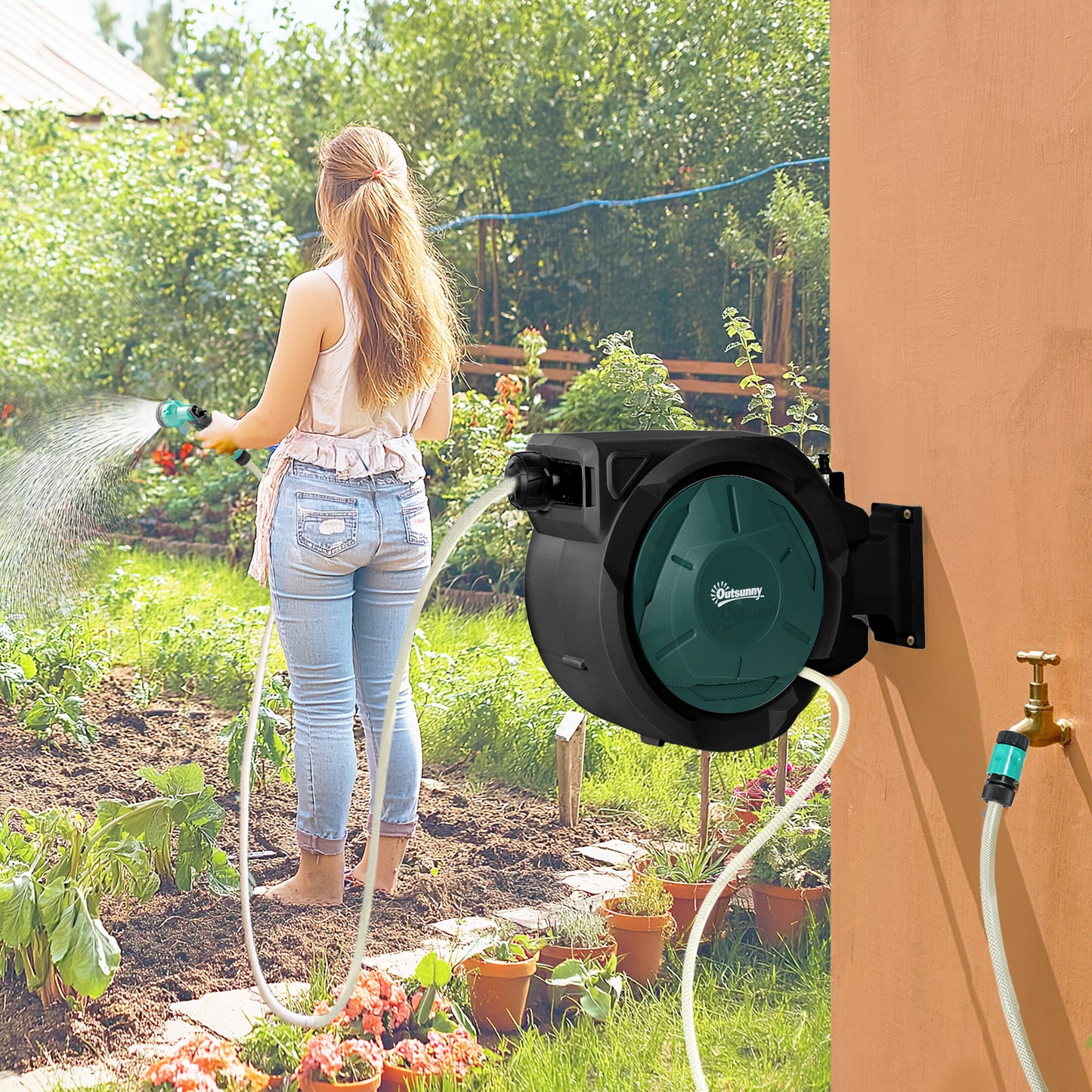 Outsunny Retractable Hose Reel Wall Mounted, 30+2m Garden Hose Pipe Reel with Lock, Auto Rewind, 7 in 1 Spray Nozzle, Includes Wall Fixings, 180Â° Swivel, Outdoor Watering, 59 x 23 x 42 cm, Green