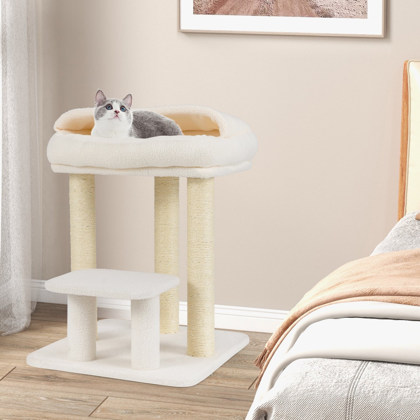 Small Cat Tree for Indoor Cats with Sisal Scratching Posts-White