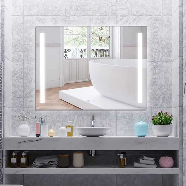 80x60cm LED Illuminated Bathroom Mirror