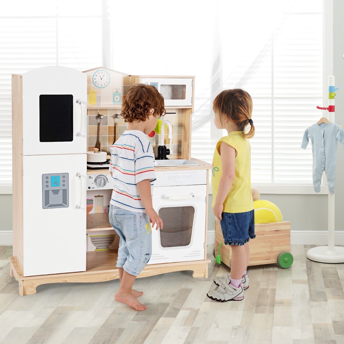 Wooden Pretend Kids Play Kitchen with Sound Chef Role Playing and Light