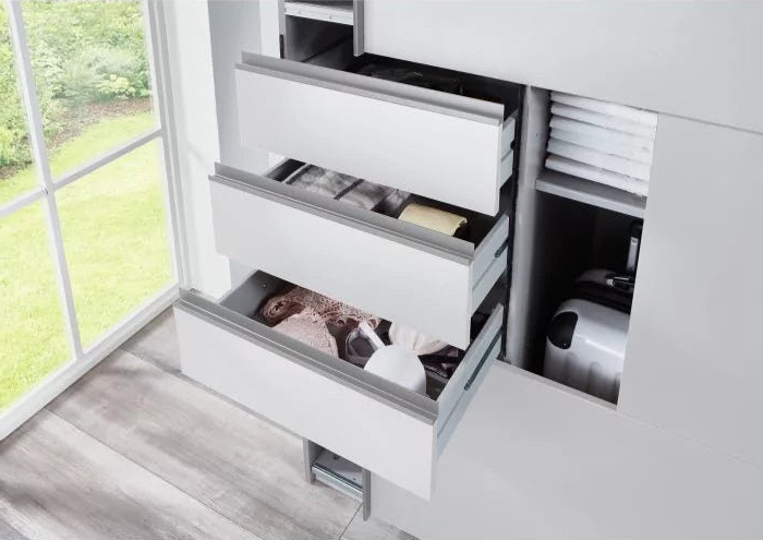 Sliding Wardrobe SOGO 3 Door Mirrored Wardrobe White 270cm