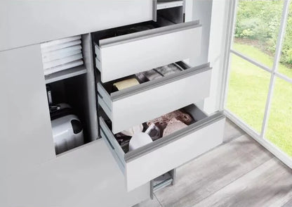 Sliding Wardrobe SOGO 3 Door Mirrored Wardrobe White 270cm