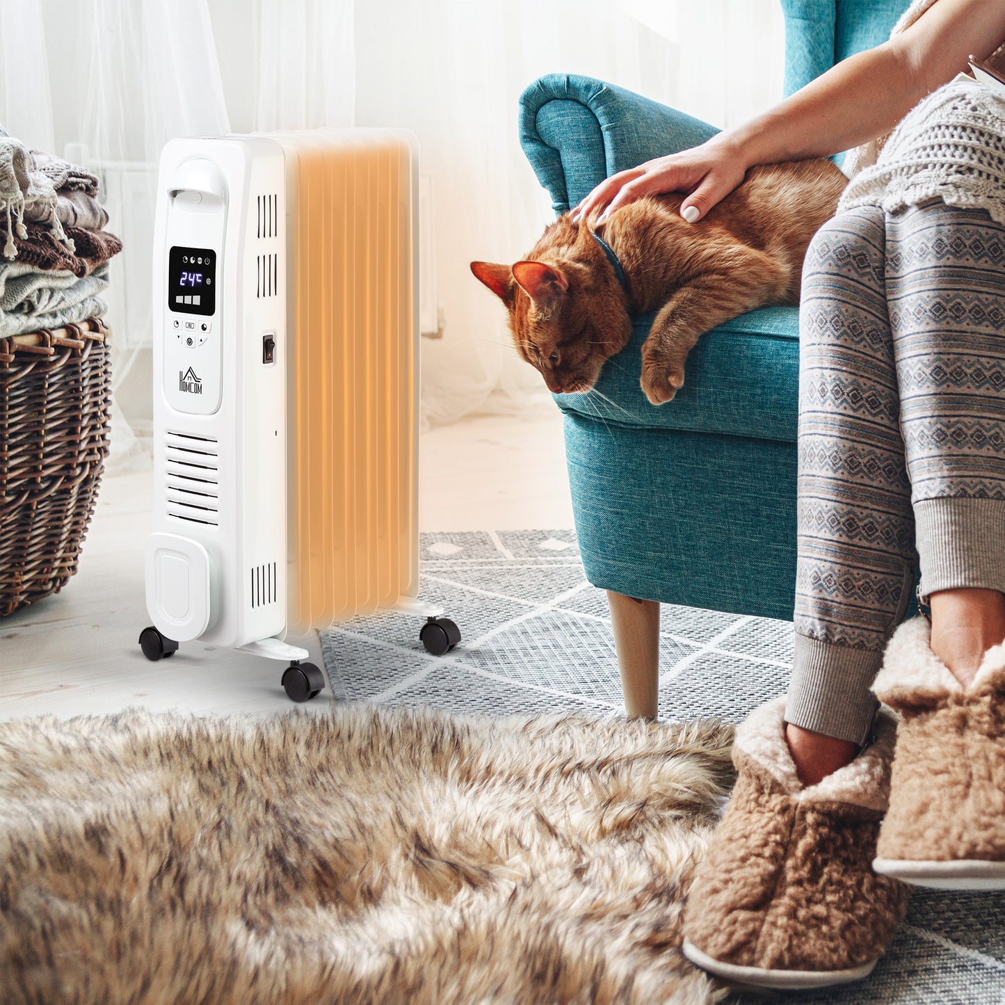 HOMCOM 1500W Digital Oil Filled Radiator, 7 Fin, Portable Electric Heater with LED Display, 24-Hour Timer, 3 Heat Settings, Safety Cut-Off and Remote Control, White